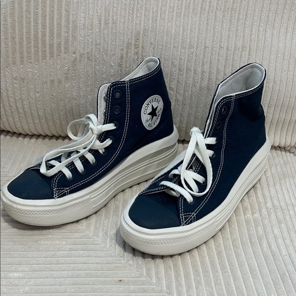 Converse Dark Blue High-Tops with White Accents - Picture 1 of 11